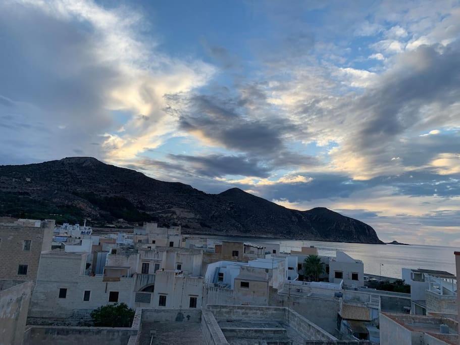 Apartmán Al Centro Del Centro - Favignana Exteriér fotografie